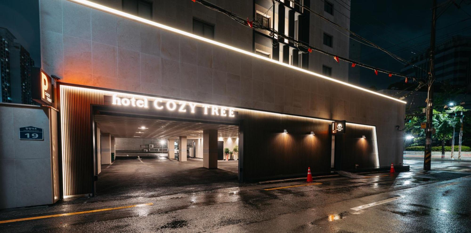 Cozy Tree Hotel Seomyeon Busan Exterior photo