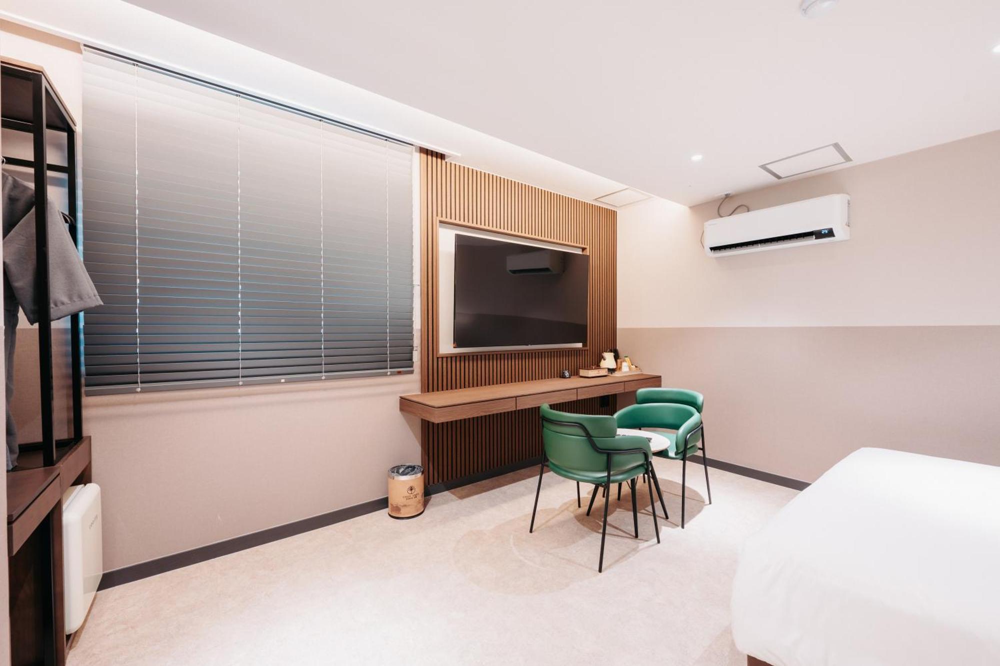Cozy Tree Hotel Seomyeon Busan Room photo